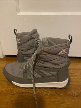 Sorel grey waterproof boots